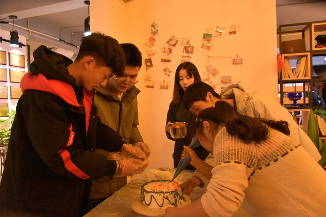 因为相遇 与你相约——杏花书院12月集体生日会