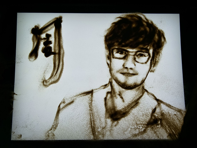 【完满班级】用画笔与指尖与最喜欢的你如期邂逅——艺术传媒系举办2016级完满班级活动
