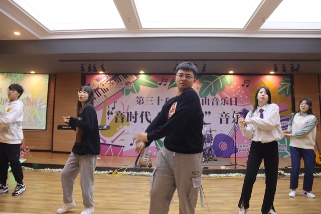 “音时代 实力派” 这样的节日谁不爱——第三十八期信院节奏·自由音乐日