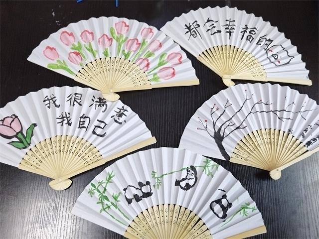 【完满团支部】夏日微凉意 白扇纸添花——经济与管理学院经管2205班完满团支部活动