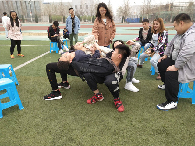 【完满班级】追逐阳光 享受运动——物联1801班举办完满班级活动