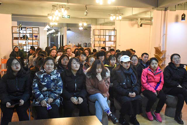 【社团快讯】纵横辩论社携手Crazy疯狂演讲社成功举办“对抗演讲”活动