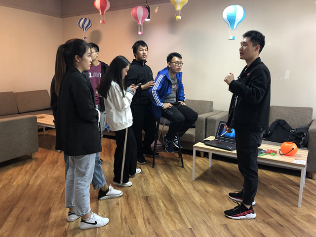 【完满班级】奇思妙创 精彩进行时——大数据学院软件工程1706开展完满班级活动