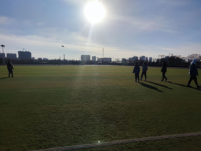 【完满班级】飞盘运动 大家参与——大数据学院、信息工程学院软件2001班完满班级活动