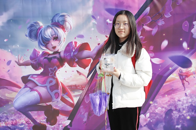 【社团巡礼节】“空投”礼包从天而落 “荣耀”之战随即打响