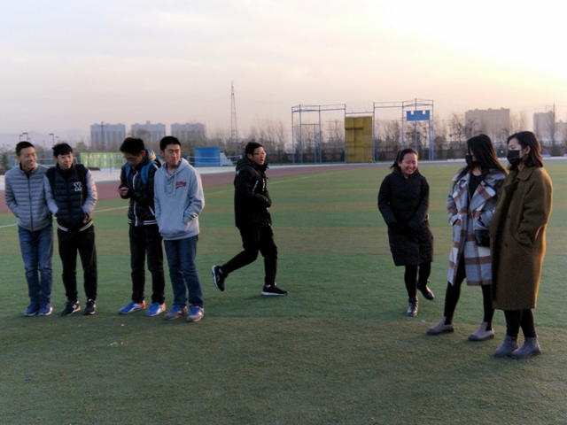 【完满班级】友谊的跑道没有尽头——淬炼商学院举办“善”行青春主题活动(三十九)