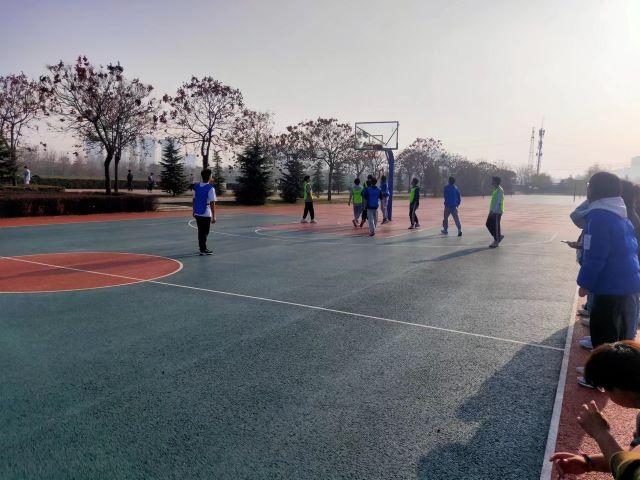 【完满团支部】感悟篮球魅力 感悟运动快乐——大数据学院、信息工程学院计科2202班完满团支部活动