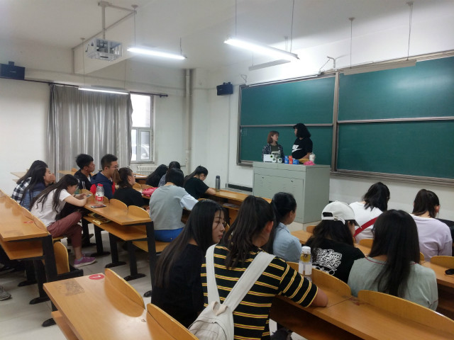 【完满班级】论百花齐放  赞别具匠心——外国语言文学学院5月完满班级活动