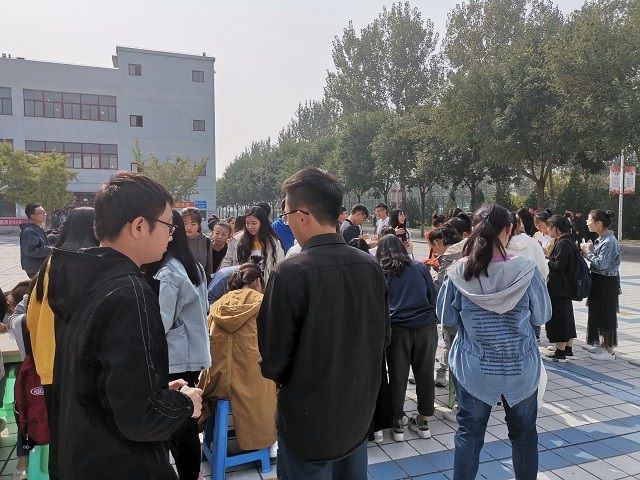 【社团快讯】书香为伴 礼赞中国