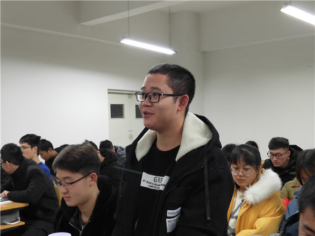 【辅导员说完满】安全进早读 平安你我他——大数据学院、信息工程学院开展辅导员说完满活动