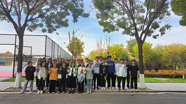 【完满团支部】刺激共享位置抓捕 校园大战一触即发——食品与环境学院2302班完满团支部活动