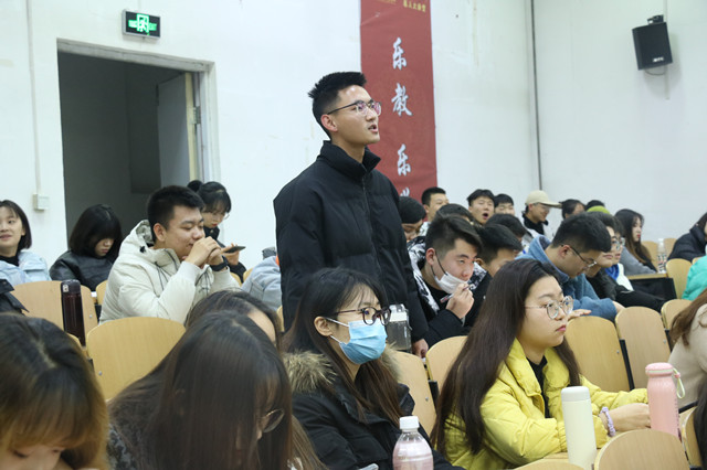 【辅导员说完满】树立信念 赢在职场——商务英语学院19级辅导员说完满“成功，从职业规划启程”