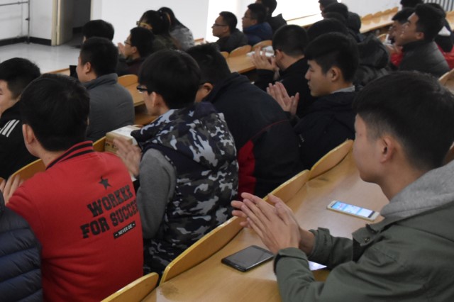 【辅导员说完满】生命无价 诚信亦然——信息工程系举办辅导员说完满活动