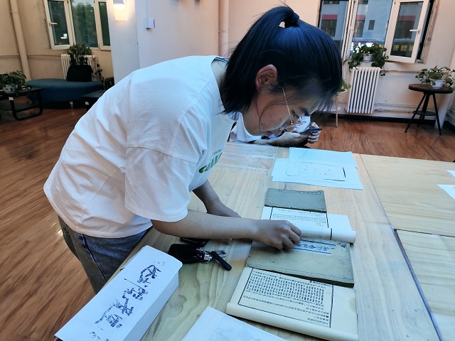 【1+1>2】活字印刷传承脉络 非遗文化深藏内心