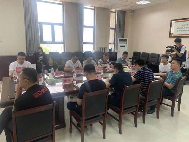 2020-2021学年主题年级会(辅导员说完满)精品课件评比工作圆满结束