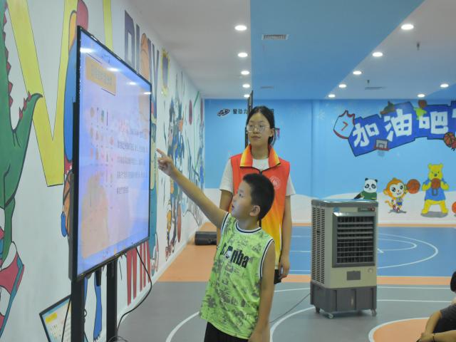 【三下乡】七彩假期:爱与陪伴 志愿为你而来