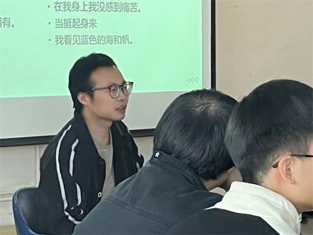 拼贴诗!让生活的边角料化为诗歌——智能工程学院、创意写作学院第一届拼贴诗大赛