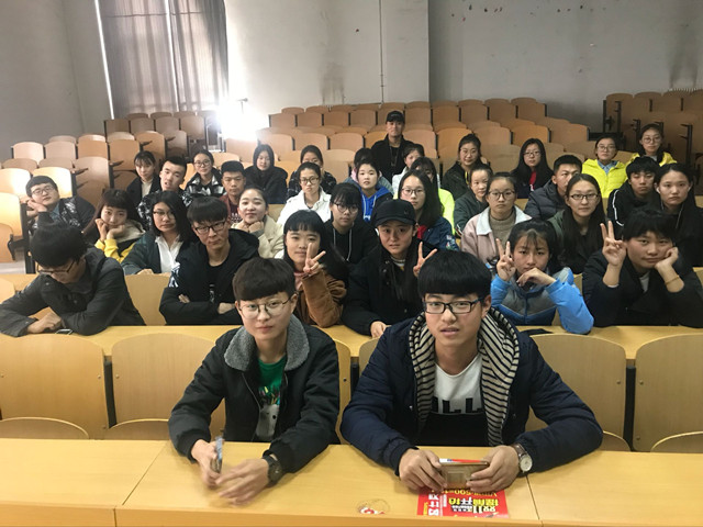 【完满班级】续梦信院 携手扬帆起航——淬炼商学院举办“善”行青春主题活动（六）