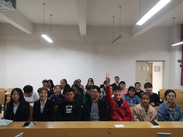 【完满班级】时光如水不负己——淬炼商学院十月完满班级主题活动（五十八）