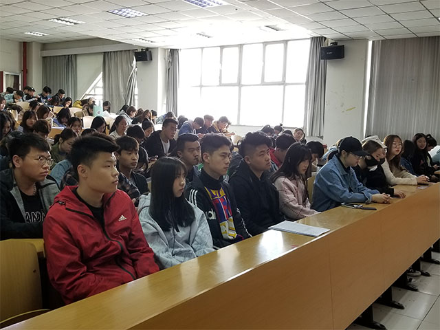 【辅导员说完满】传承五四精神 凝聚青春力量