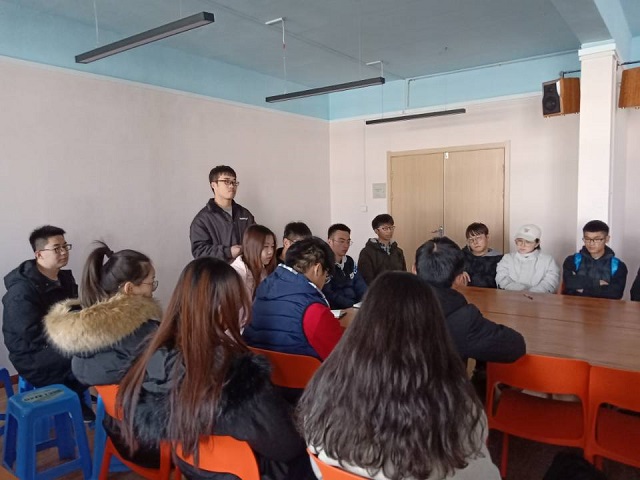 2018-2019学年第一学期学生社团社长中期座谈会顺利举办