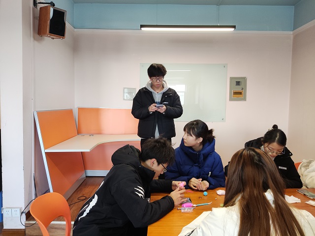 【完满班级】泥土捏梦想 手工造童话——淬炼·国际商学院会计2005班完满班级活动