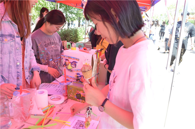 校园营销节——给学生一个商业思维培养的实践平台