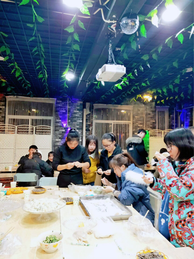 【完满班级】领略生活魅力 守望青葱岁——外语系英语1901班、1907班12月完满班级活动