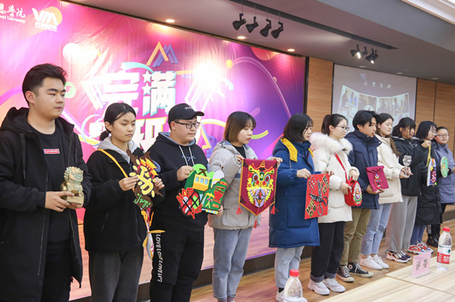 第九季完满班级“十佳团队”及“优秀建设单位”评选活动凝聚班级力量