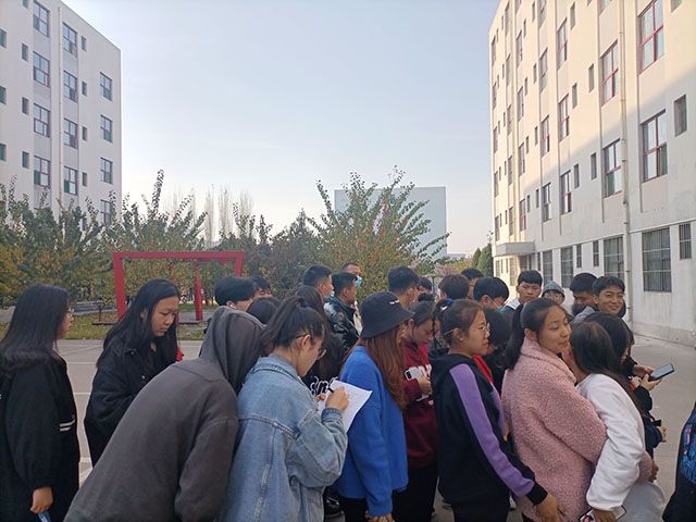 【完满班级】一屋不扫 何以扫天下——艺术传媒学院视觉2001班寝室卫生打扫活动