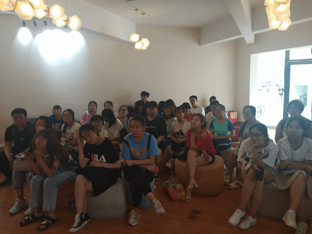 【完满班级】关爱儿童 播撒希望——食品与环境学院食品1801班公益宣讲完满班级活动