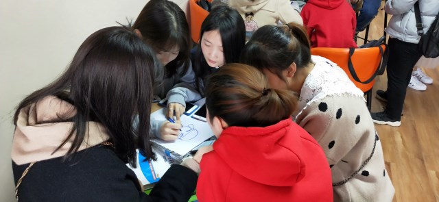 【完满班级】心系雷锋三月天 春暖花开学子情——经济与管理学院三月完满班级活动纪实（三）