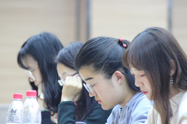 远景学院歌手大赛——singing for the dream