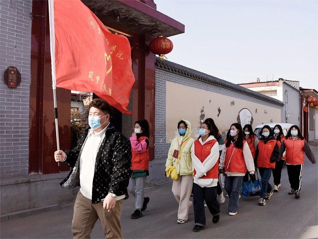 【情暖社区】雷锋精神万人传 志愿青春见行动——食品与环境学院筑梦支教服务队系列活动