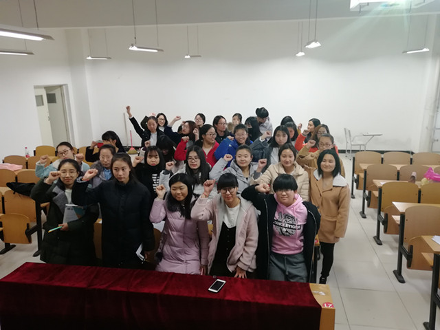 【完满班级】行善 保护碧水蓝天——外国语言文学系11月举办完满班级活动
