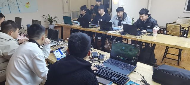 【完满班级】 银龙重铸 骑士归来——艺术传媒学院环设2001班竞技活动