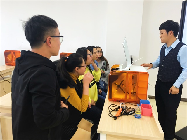 【1+1＞2】3D打印技术 引领新时代——创意模型社前往榆次3D打印基地调研