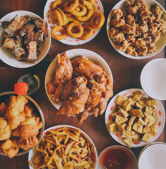 【完满班级】一口元宵 “黏”住你的快乐——大数据学院、信息工程学院计科1701班“带完满回家”完满班级活动