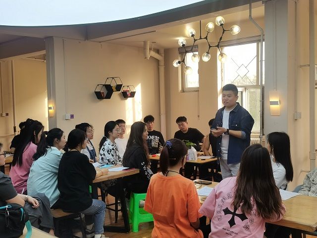 【辅导员说完满】拨动就业之弦 奏响逐梦之音——艺术传媒学院2020级辅导员说完满活动