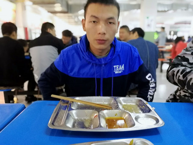 【完满班级】人人公益 随手公益——淬炼商学院举办“善行青春” 主题活动（四十九）