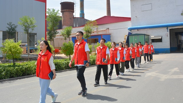 【三下乡】“智”火熔炼得真钢 工业雕琢成山河——智能工程学院发展成就观察团