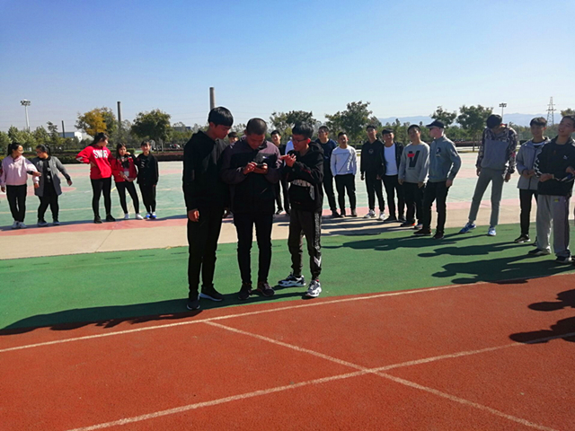 【完满班级】 微笑着 去唱青春的歌谣——软件工程1804班“致青春 不负韶华不负己”完满班级活动