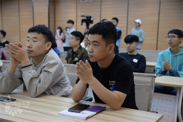 完满征途 星耀信院——2022-2023学年“信息之星”答辩大会