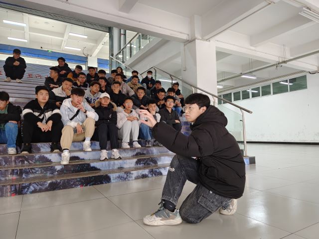 【完满团支部】艺术人生 迈向精彩 ——智能工程学院机制2206班完满团支部活动