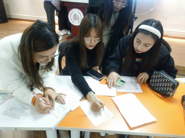 【完满班级】将热爱了熟于心 用梦想开创未来——外国语言文学系英语2003班、2007班完满班级活动