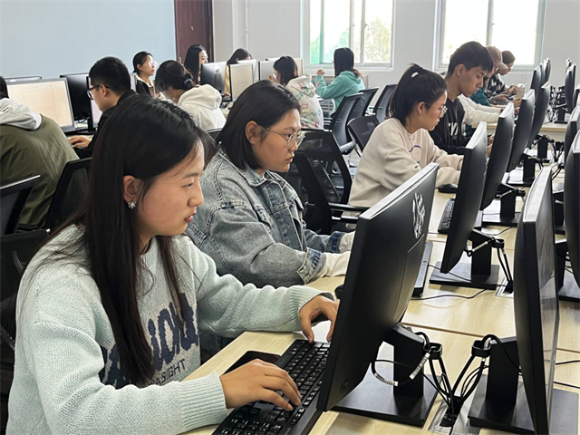 以赛促学“英”你精彩——2023“外研社·国才杯”全国英语阅读、笔译、写作大赛晋中信息学院校赛