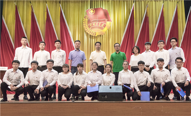我校隆重举办第十四届学生会主席团竞选大会