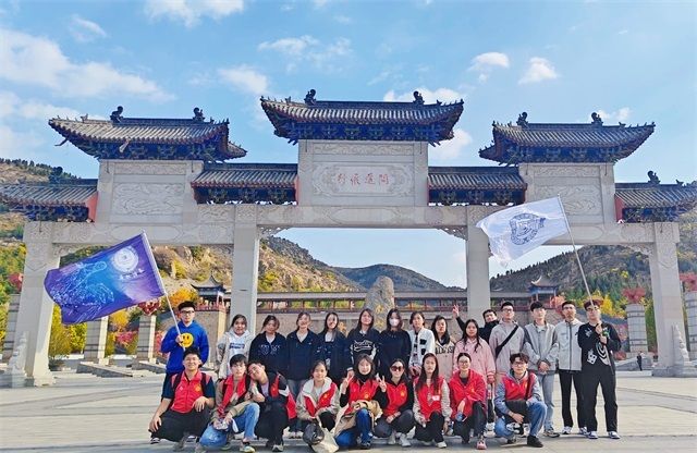 循梦而行 向阳而生——经济与管理学院十月完满团支部活动集锦