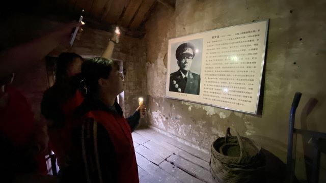 【三下乡】打卡红色地标 后浪砥砺前行——商务英语学院暑期“三下乡”社会实践活动