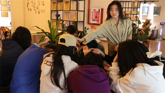 【完满班级】拼搏前行 共攀高峰——淬炼·国际商学院人资2101班完满班级活动